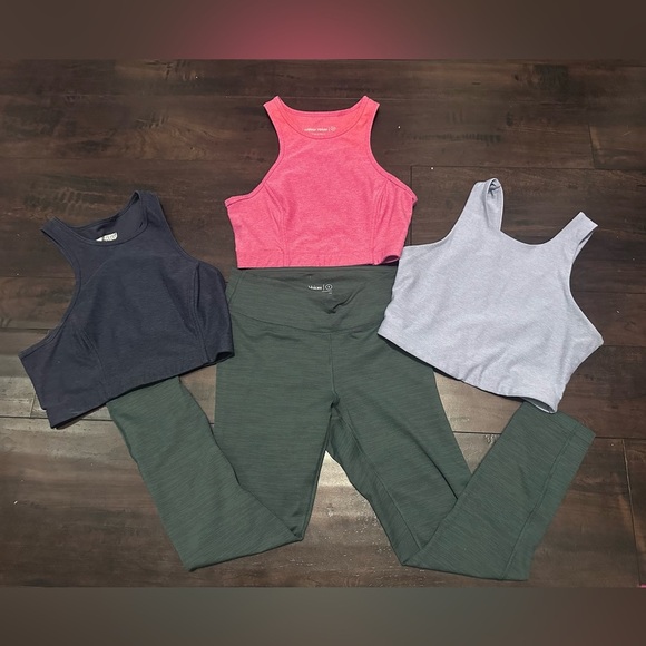 Women's Sleeveless Crop Tops - Black, Gray, Pink & Small Capri - Picture 1 of 14